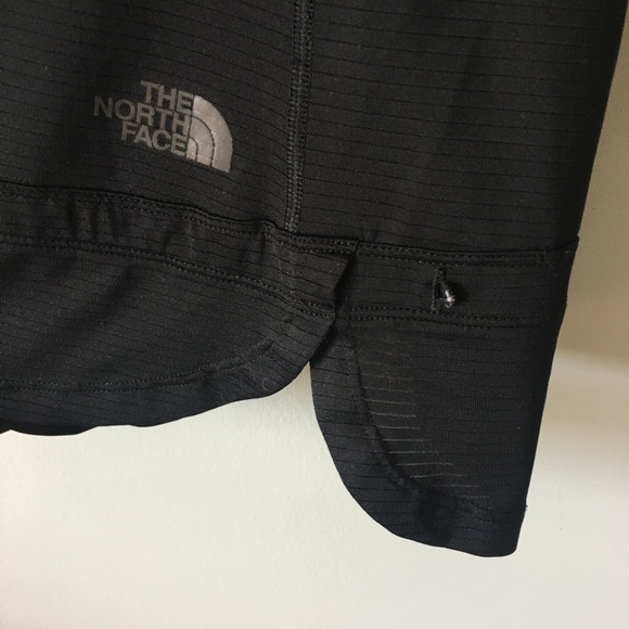 North Face black tank - Picture 6 of 7
